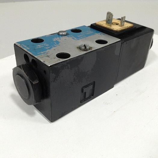 Used VICKERS Directional Hydraulic Valve DG4V322AMUHL760 Used