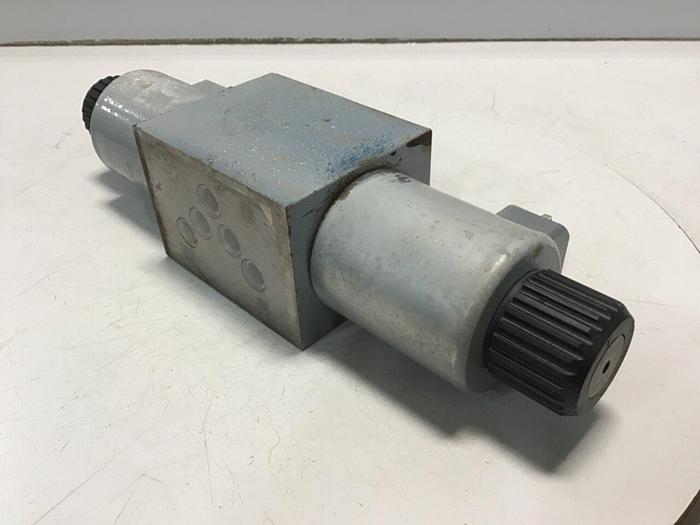 Used BOSCH Valve 081WV10P1V1001WS024/00D51 Used