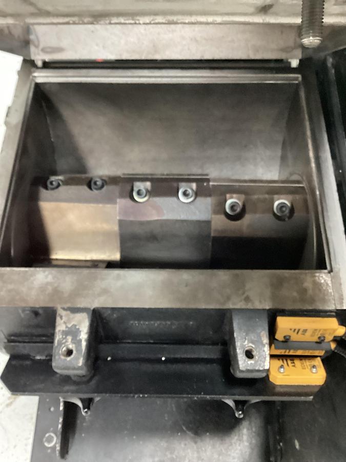 Used MILACRON MG-814 GRINDER