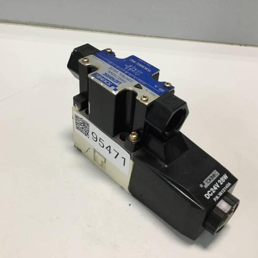 Used VICKERS Directional Control Valve DG4V32AMP7H750 #95471