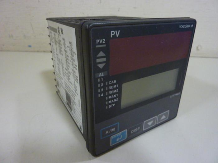 Used YOKOGAWA Temperature Controller UT750 #64996