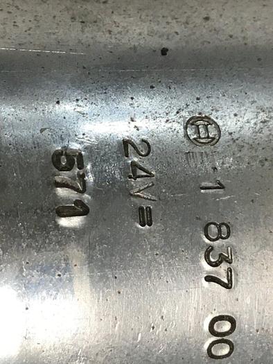 Used BOSCH Hydraulic Valve 0 810 001 825 #128954