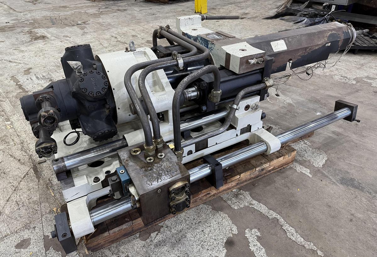 Used CINCINNATI MILACRON 68 Oz Injection Unit MH600-68 / IU Used