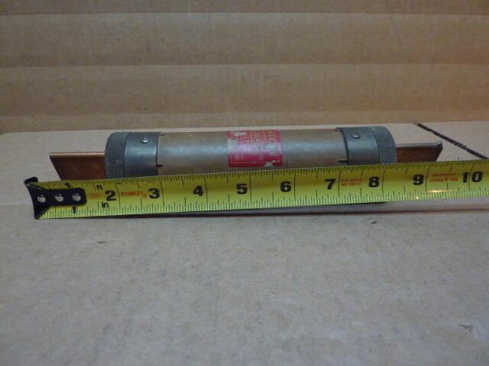 Used UNION 200 Amp Fuse 4235 #27408