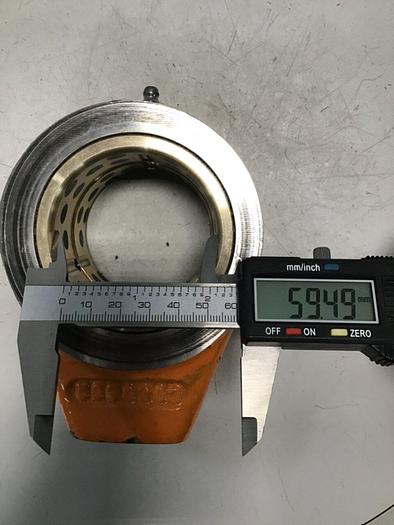 Used CINCINNATI MILACRON Clamp Cylinder Mount 5933203 #116482