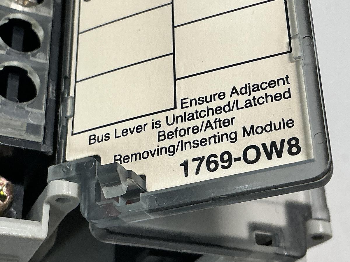 Used ALLEN BRADLEY 1764-24BWA SER B