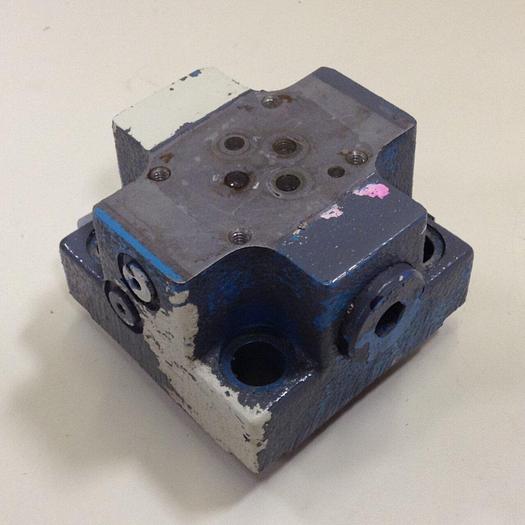 Used VICKERS Valve CVCS25W11S210A00B12 #72551