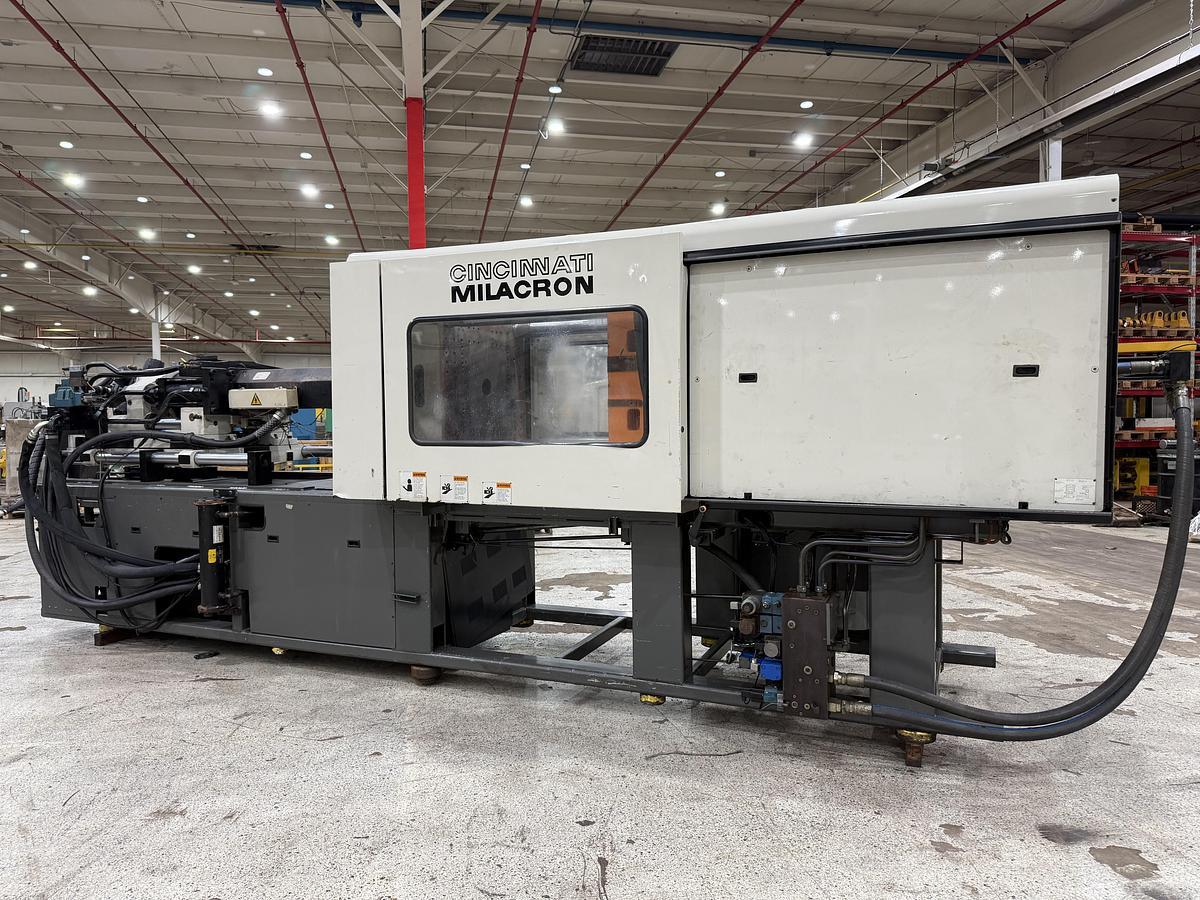 Used CINCINNATI MILACRON VT 300-29