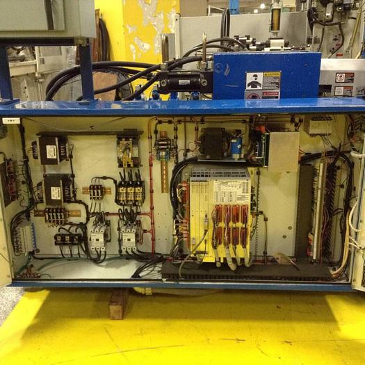 Used 2000 NEWBURY 80VTCR4 INJECTION MOLDING MACHINE USED