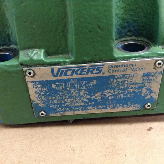 Used VICKERS Valve DG5S86CETMFWB640 #78602