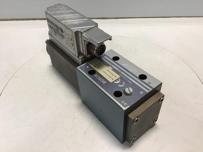 Used BOSCH Hydraulic Servo Proportional Valve 0 811 404 811 USED