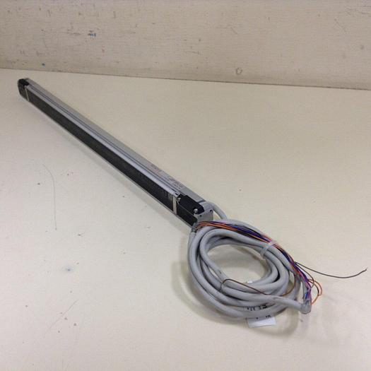 Used KEYENCE CORP Light Curtain Transmitter SL-C24H-T #79916