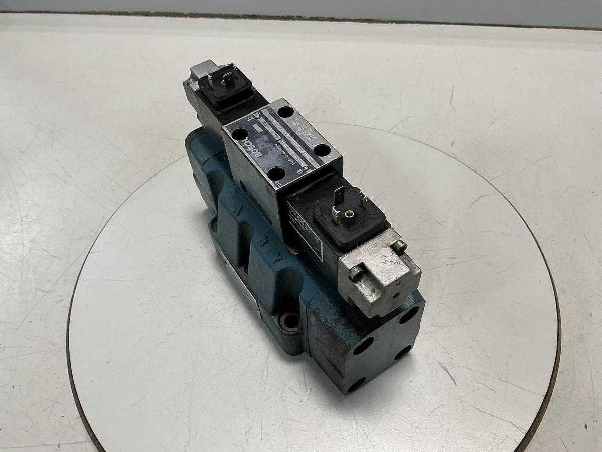 Used BOSCH 0 810 090 101