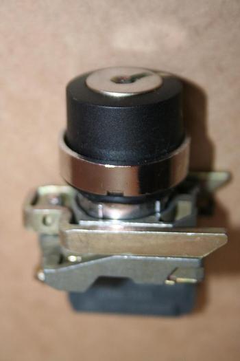 Used TELEMECANIQUE Lock LOK-5 Used