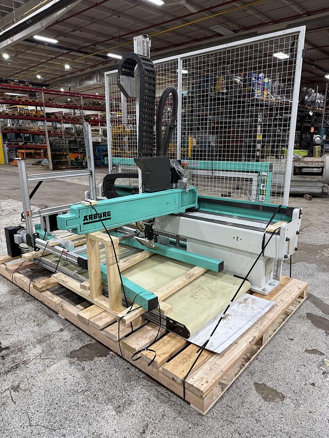 Used 2012 ARBURG 350 Ton Injection Molding Machine 720S 3200-1300 USED