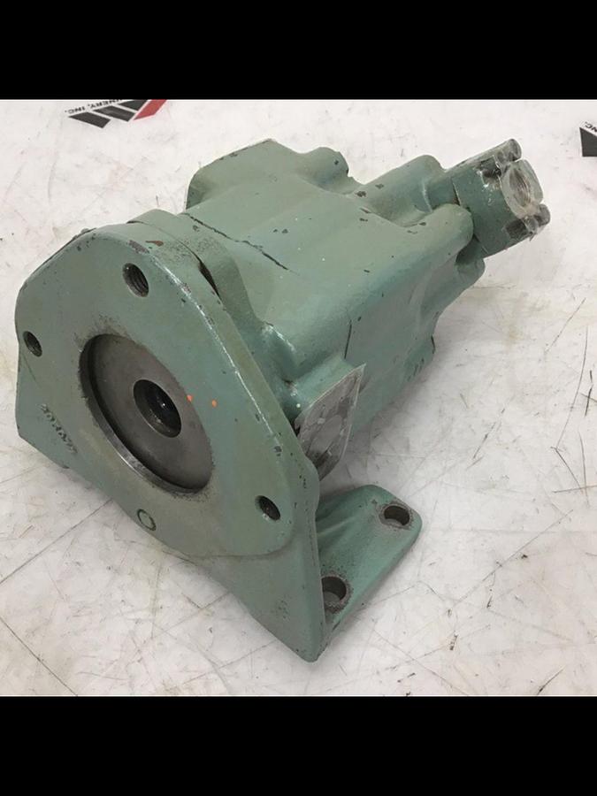 Used VICKERS Vane Pump 3520V35A51AA10132 #114366