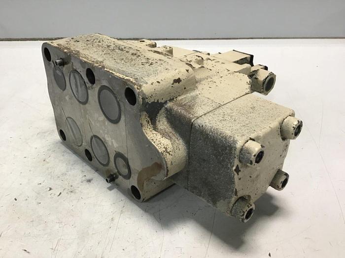 Used VICKERS Valve DG5VH83BLET DG5V-H8-3BL-E-T-P2-B-80-JA #138093