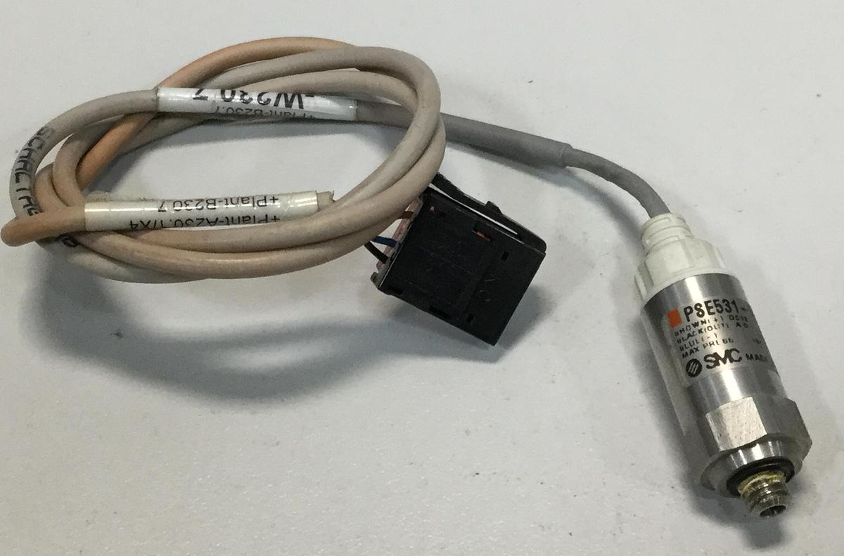 Used SMC Pressure Sensor PSE531-M5 USED
