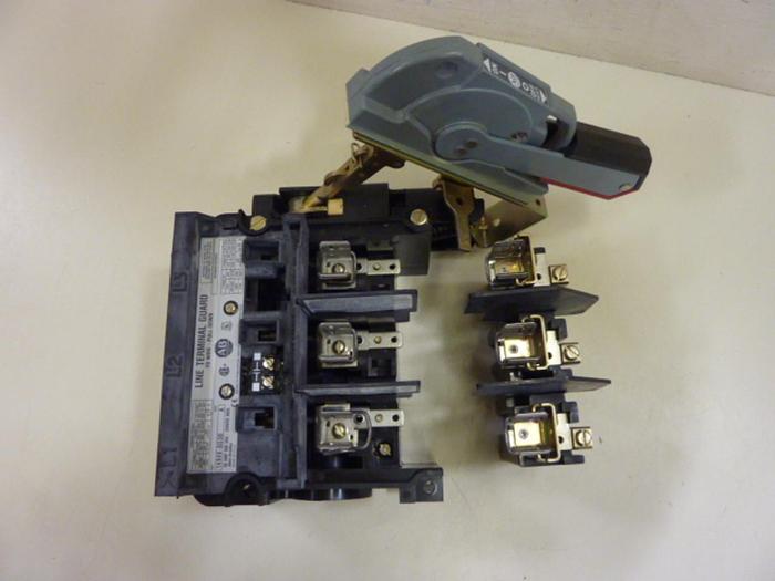 Used ALLEN BRADLEY 30 Amp Disconnect Switch 1494V-DS30 SER A #58567