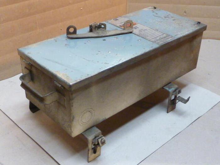 Used WESTINGHOUSE 40 Amp Bus Disconnect Switch 8E-7740 USED