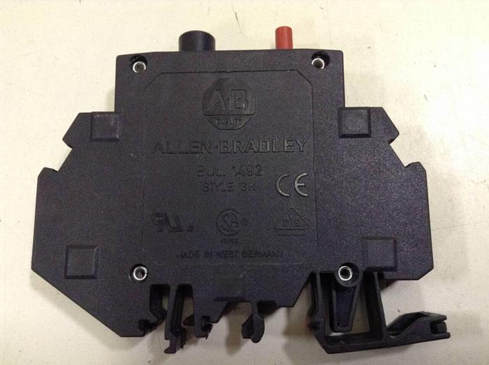Used ALLEN BRADLEY 10 Amp Circuit Breaker 1492-GH100 SER B #79557