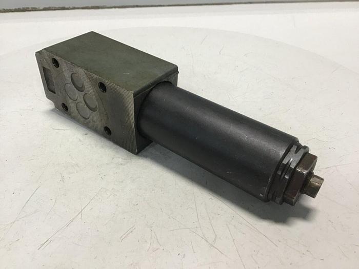 Used REXROTH Valve ZDR6DP240150YM12 #140407