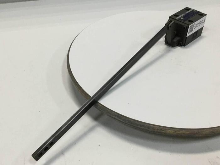 Used YUKEN Directional Valve DCG-01-2B3-Y-4008 #98903