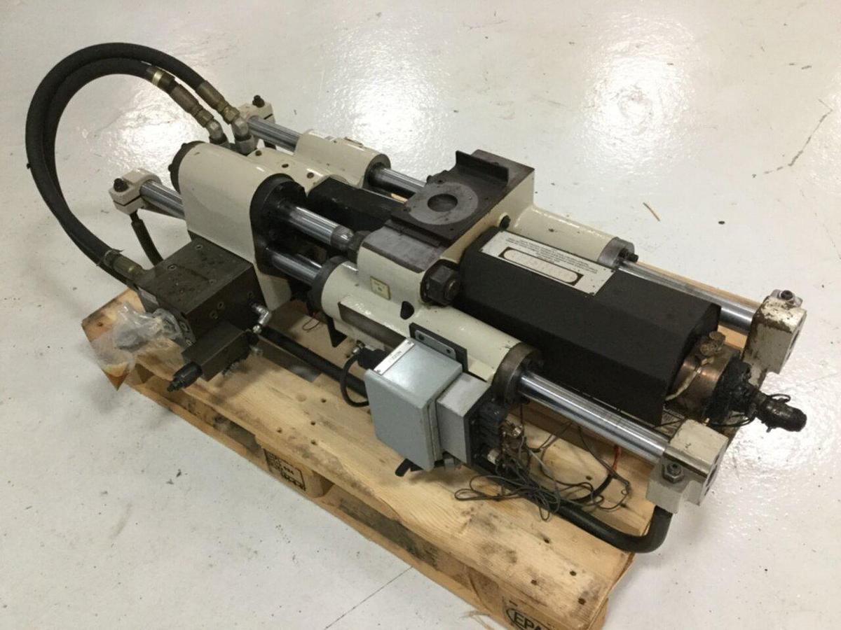 Used CINCINNATI MILACRON 1.08 Oz Injection Unit VS33-1.08 USED 