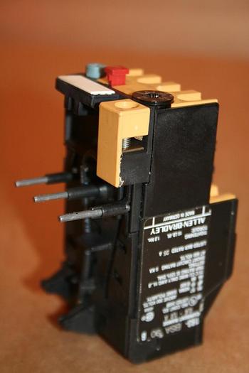 Used ALLEN BRADLEY Overload Block 193-BSA90 SER B Used