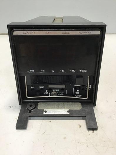 Used BARBER COLMAN Temperature Control 580 585A-00016-000-4-00 #135421