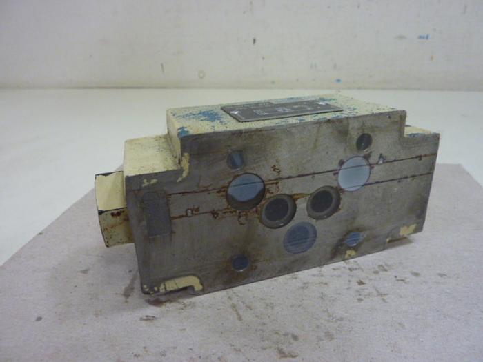 Used MANNESMANN REXROTH Check Valve Z2S10132 #58935