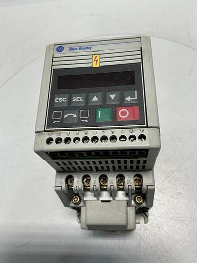 Used ALLEN BRADLEY 160-AA08NSF1 SER B