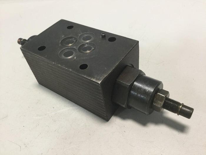 Used VICKERS Valve DGMFN3Y2AWB2W41 #105755