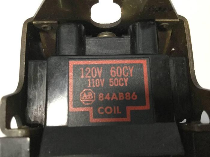 Used ALLEN BRADLEY AC Relay 700-N400A1 SER B #93029