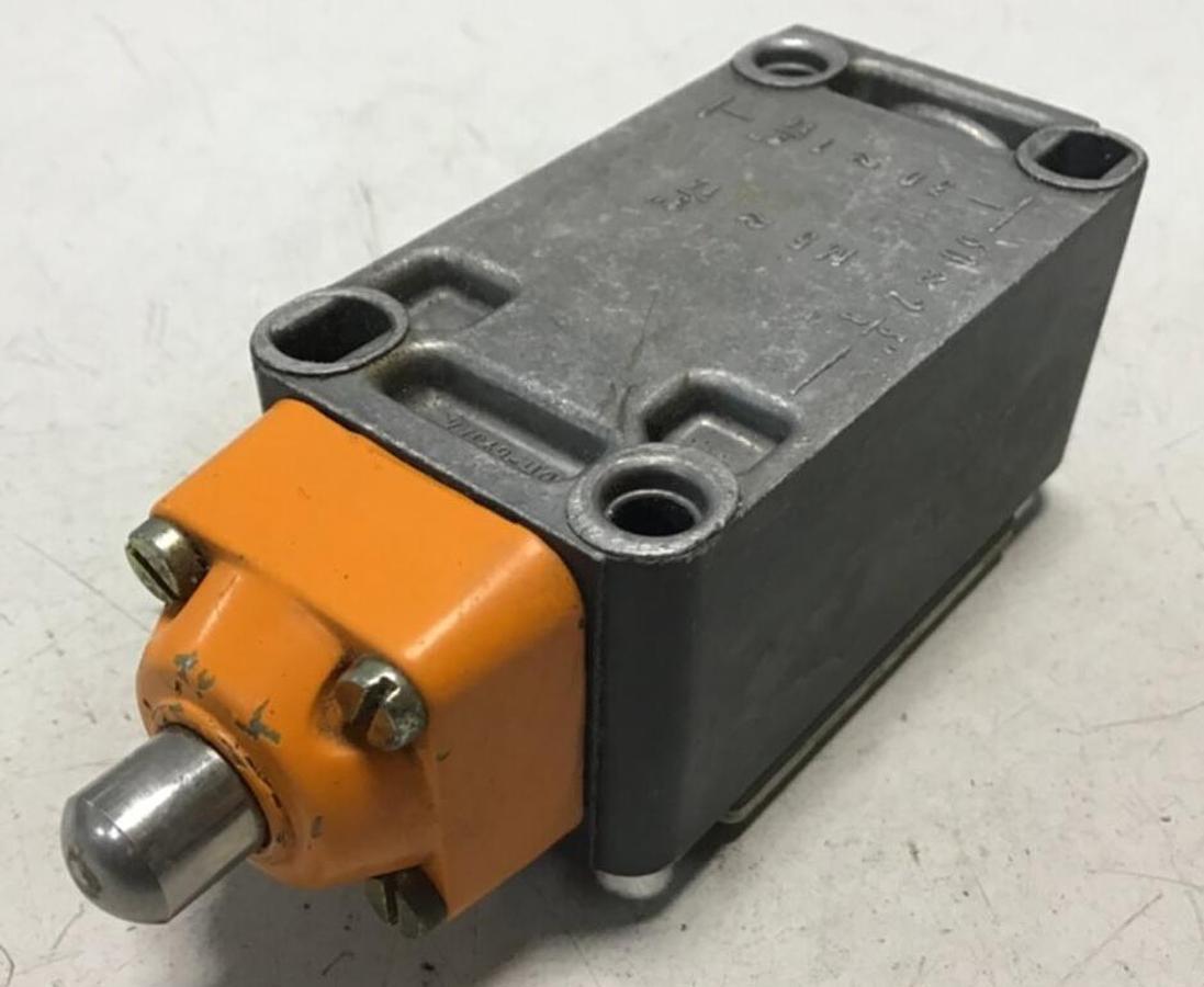 Used SIEMENS Limit Switch 3SE3 170-1C USED