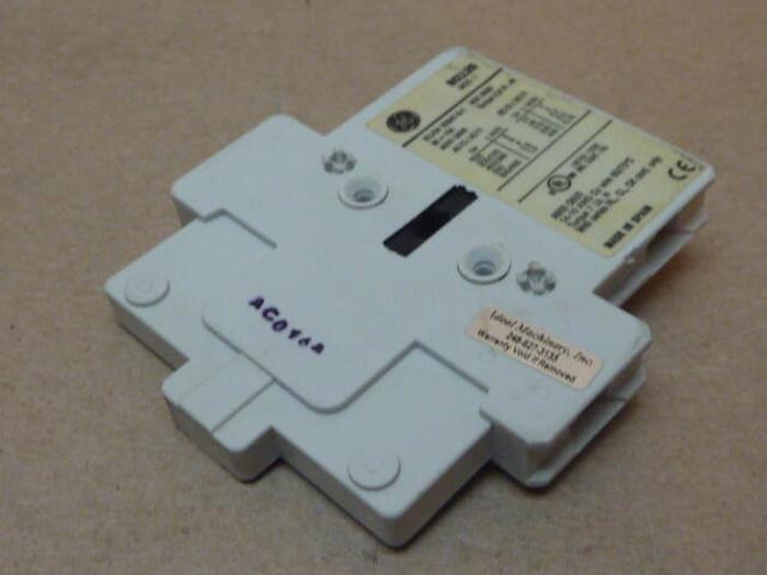 Used GENERAL ELECTRIC / GE Auxiliary Contact BCLL20 #31619