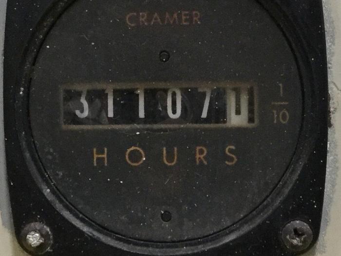 Used CINCINNATI MILACRON Desiccant Dryer DD-100 Used