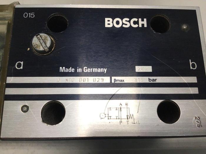 Used BOSCH Valve 0 810 001 029 #138036