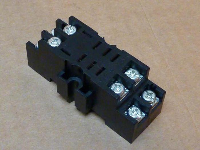 Used CUSTOM CONNECTOR Connector / Socket GT08-PC #22040