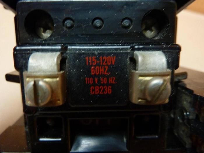 Used ALLEN BRADLEY Motor Starter Size 0-1 40410-326-52 #38488