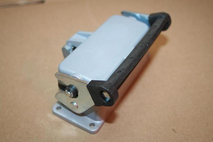 Used PHOENIX CONTACT Connector CONNECT463 #20463