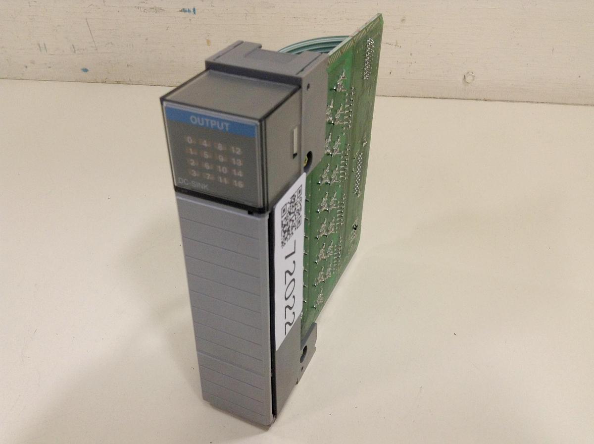 Used ALLEN BRADLEY Output Module 1746-OV16 SER C Used