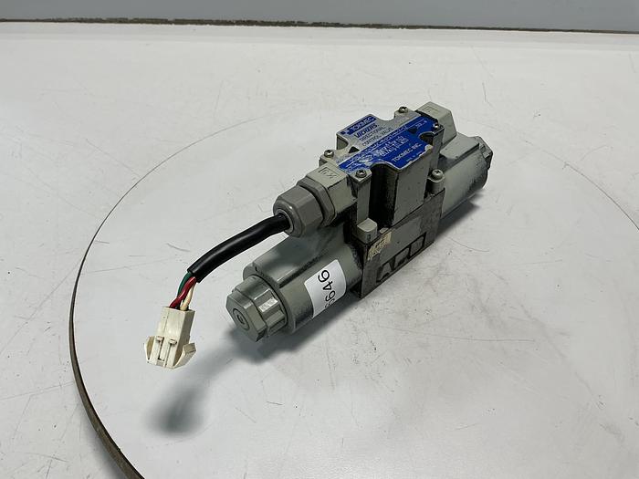 Used TOKIMEC VICKERS DG4VC-3-6C-M-PS1-H-7-52