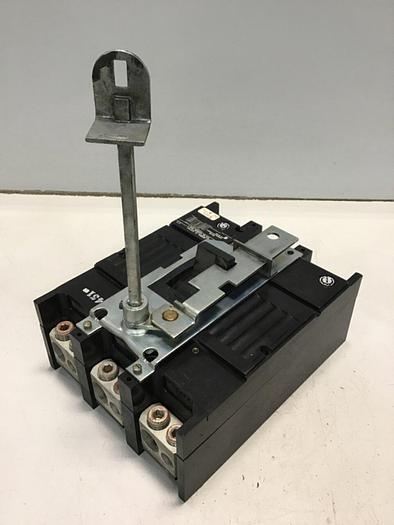 Used GENERAL ELECTRIC / GE 350 Amp Circuit Breaker TJJ436350 #134079