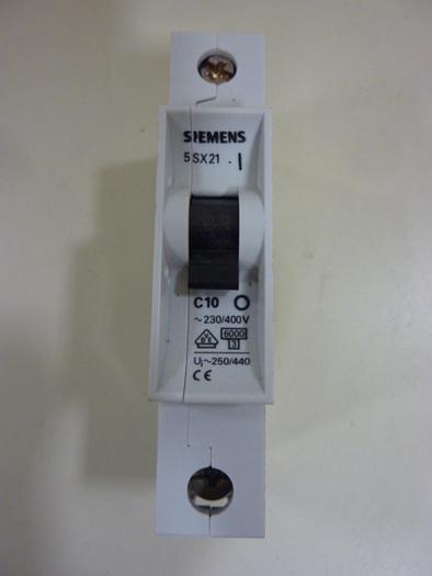 Used SIEMENS 10 Amp Circuit Breaker 5SX21C10 #104302
