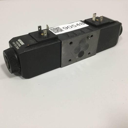 Used VICKERS Valve DG4V-3S-2C-M-U-H5-60 #90548