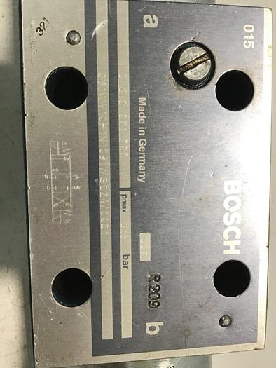 Used BOSCH Valve 0 810 001 700 #136681