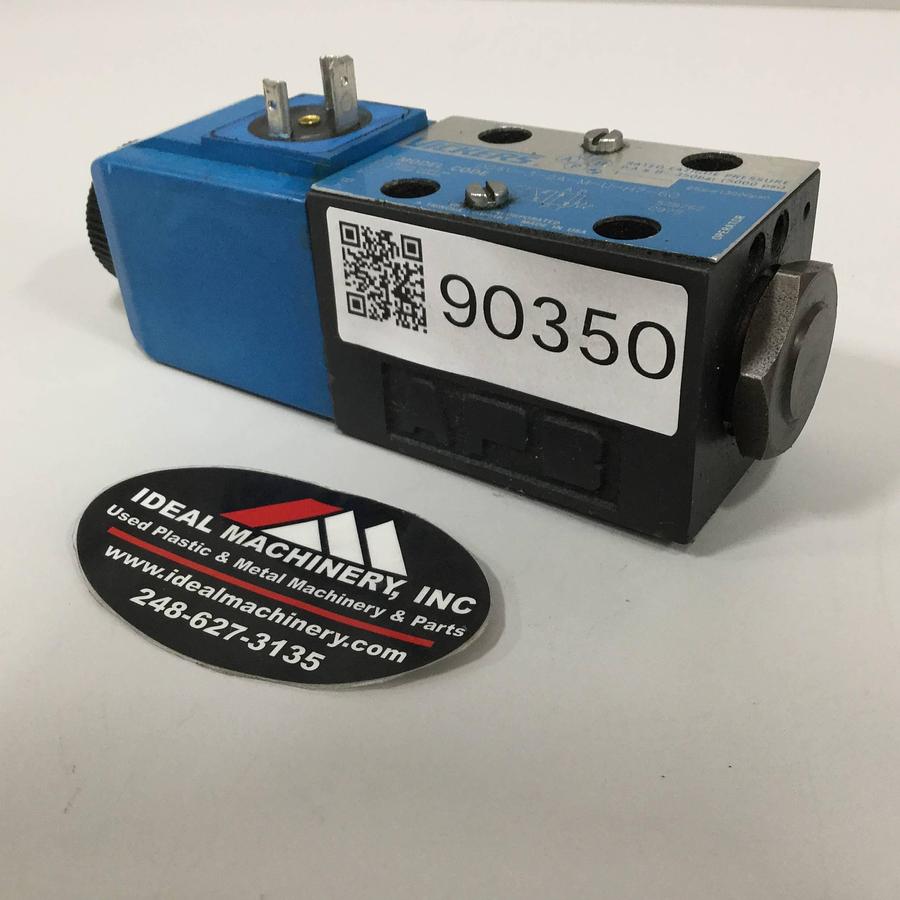 Used VICKERS Valve DG4V-3-2A-M-U-H7-60 Used