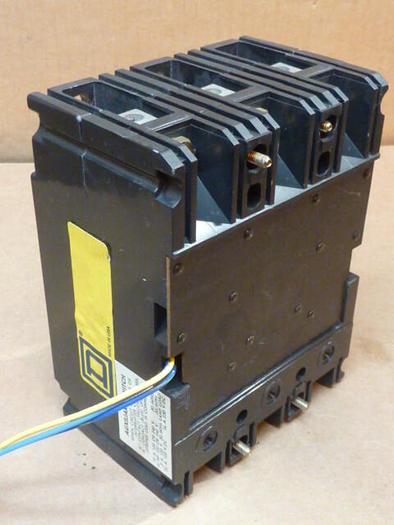 Used SQUARE D 20 Amp Circuit Breaker FAL360201212 USED
