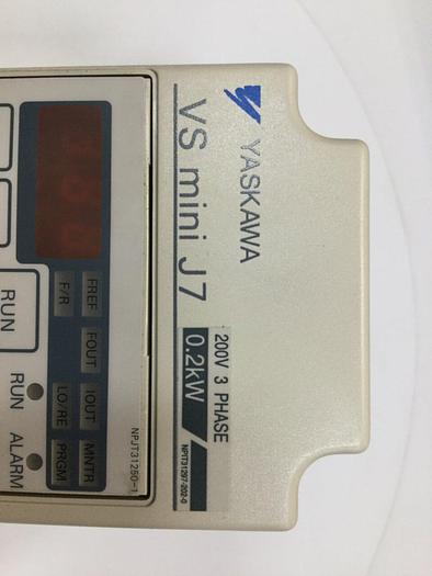 Used YASKAWA VS Mini J7 Drive CIMR-J7AA20P2 #103750